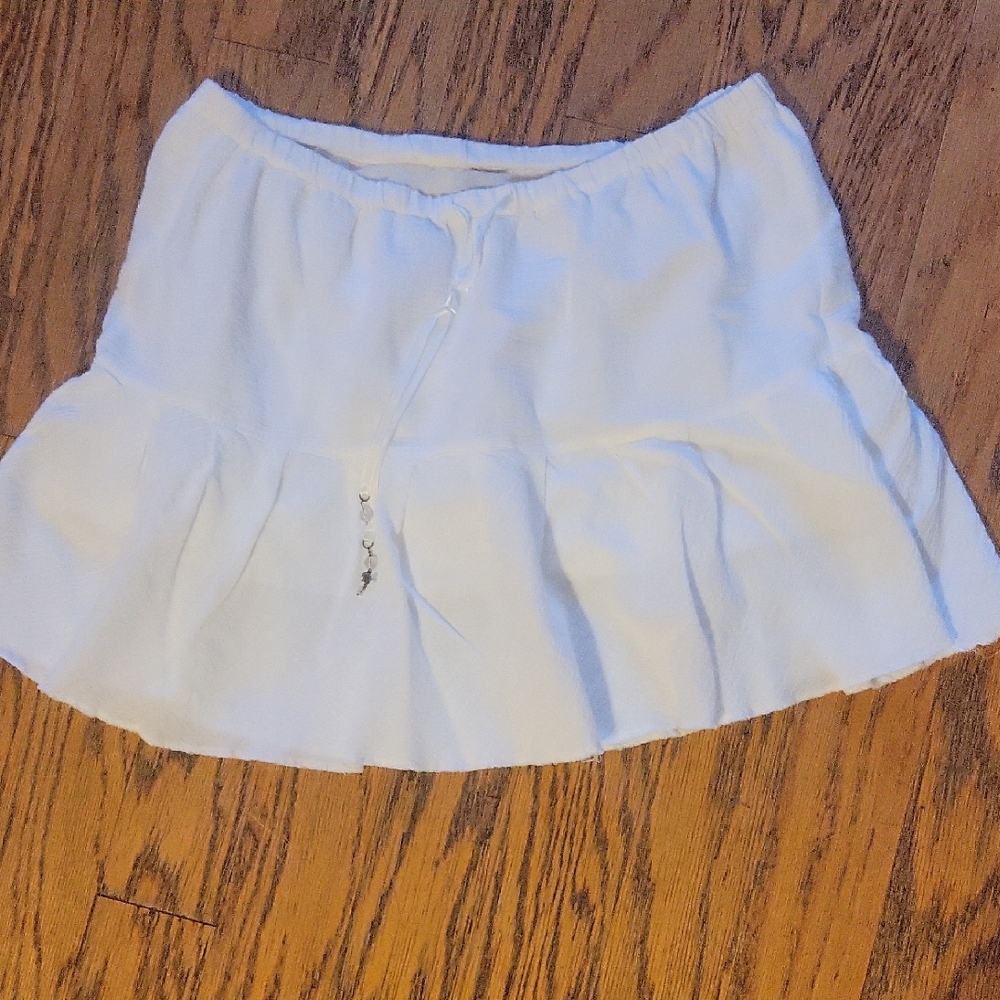 Abercrombie & Fitch White Bubble Mini Skirt